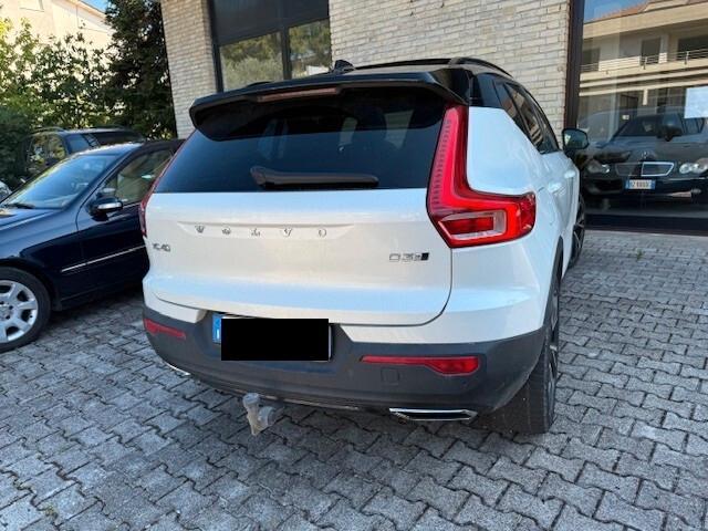 Volvo XC40 D3 AWD Geartronic R-design
