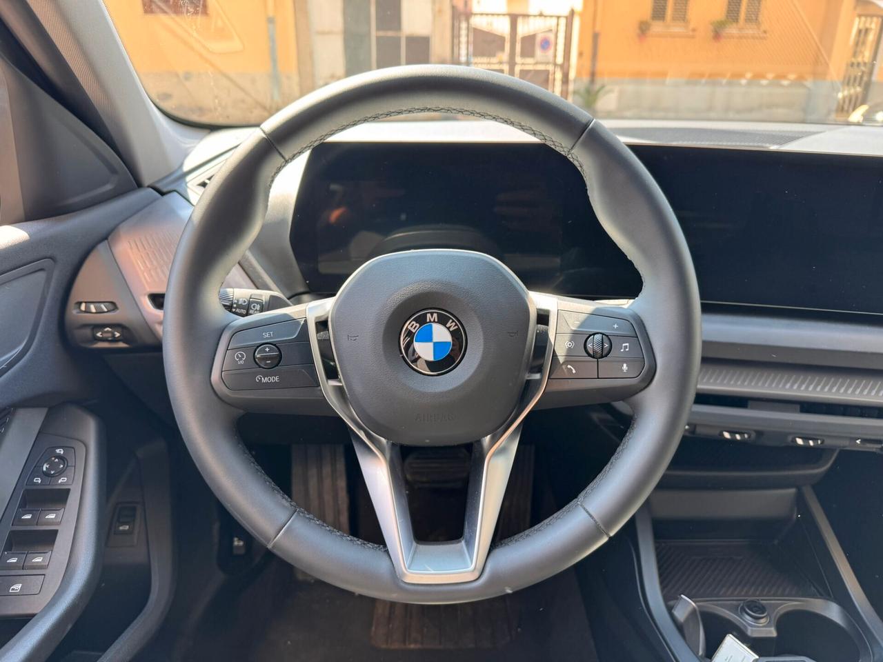 Bmw 118 118d MSport Design TUA DA 424 €