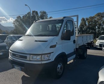Iveco Daily 29L10 2.3 Hpi TDI PC Cabinato