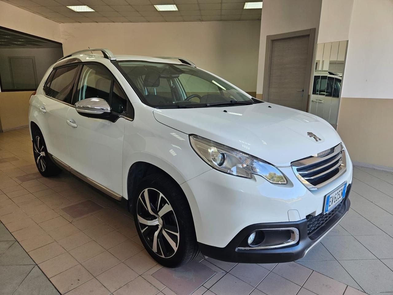 Peugeot 2008 1.6 e-HDi 115 CV Stop&Start Allure