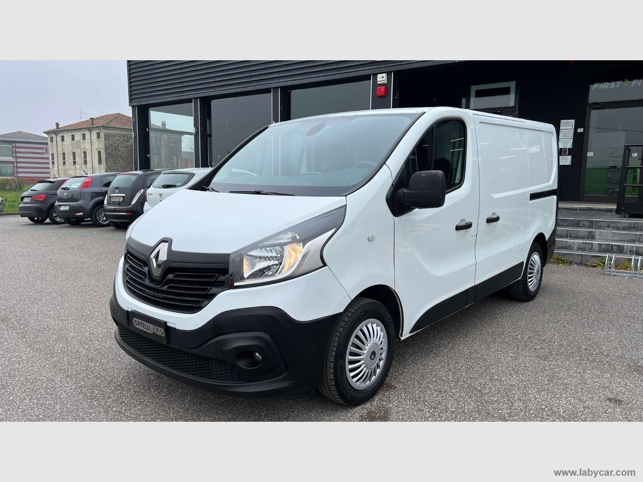 RENAULT Trafic T27 1.6dCi 120 Furgone Ice PORTA LAT DX-SX + I.V.A.