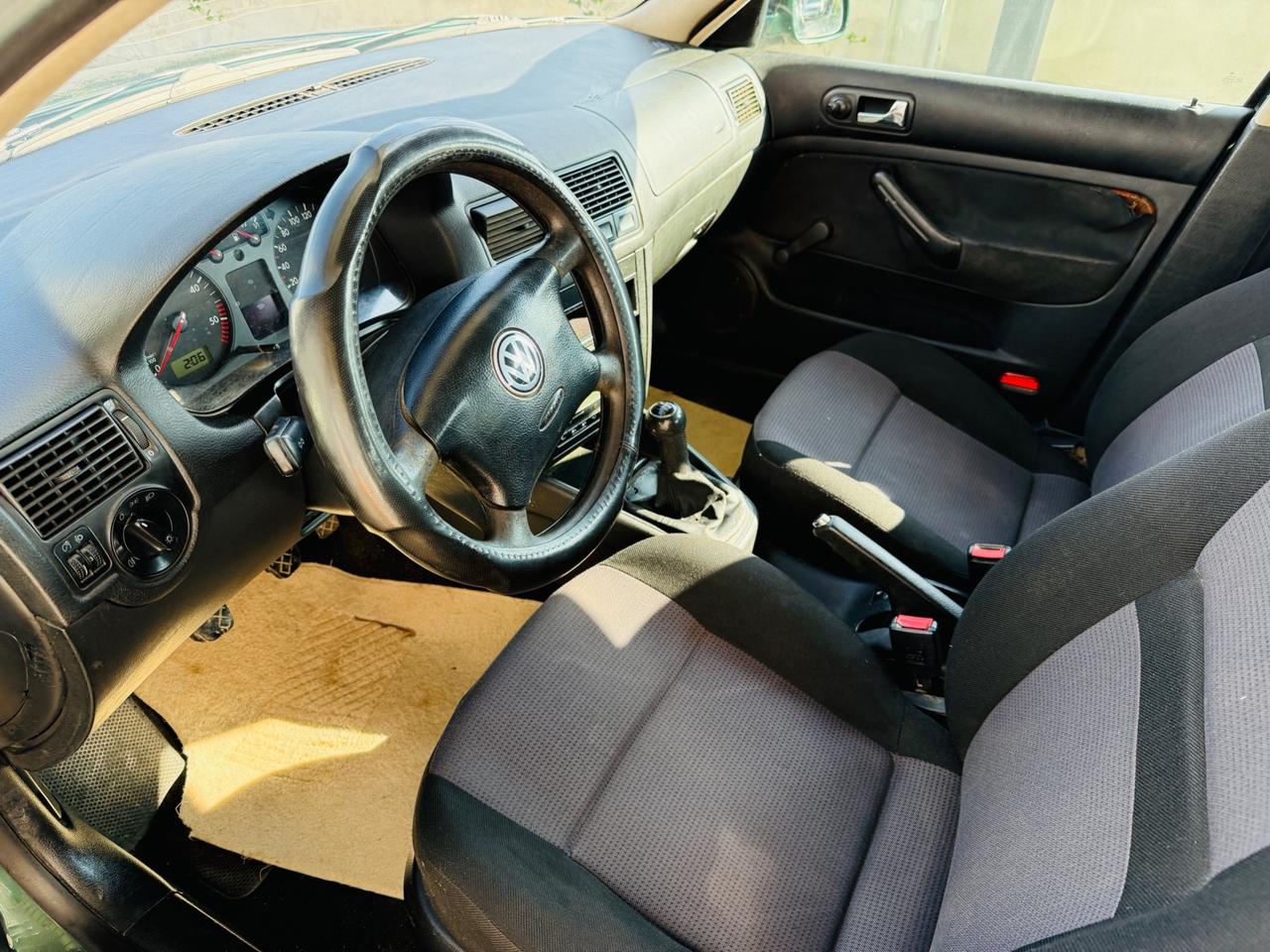 Volkswagen Golf 1.9 TDI/90 CV*NEOPATENTATI*