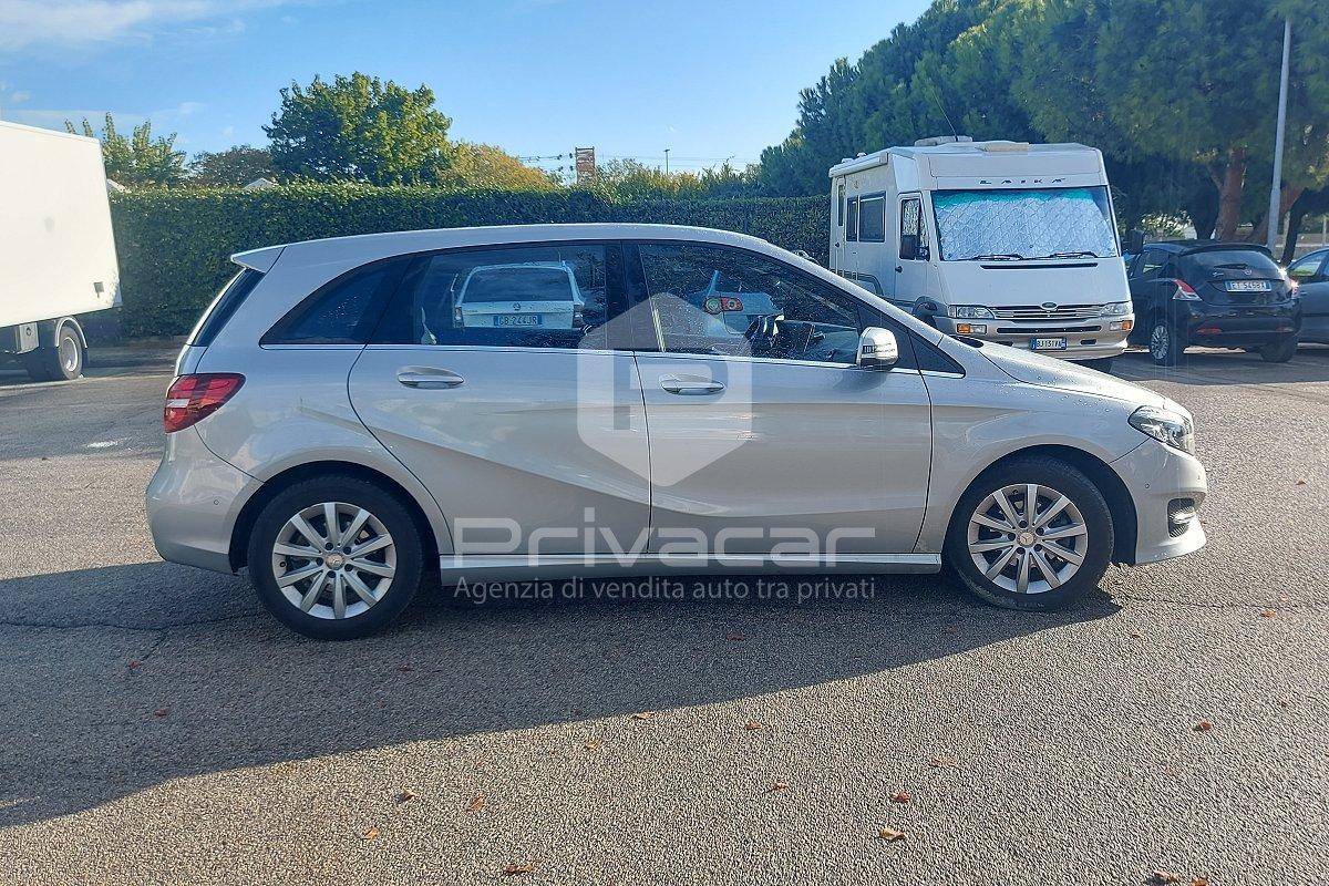 MERCEDES B 180 d Sport