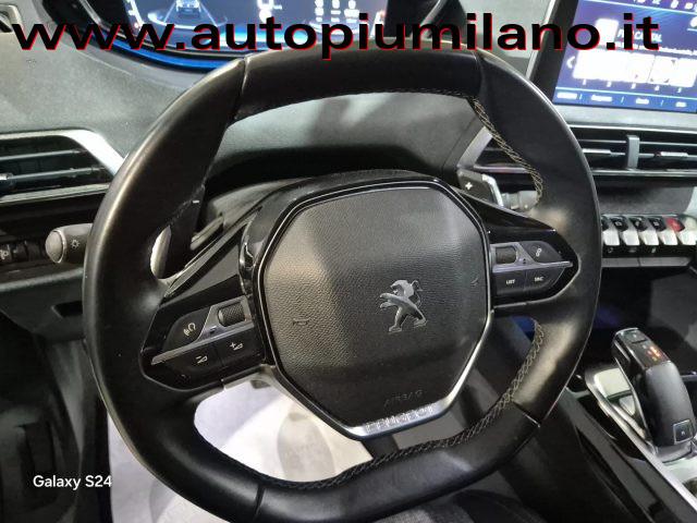 PEUGEOT 5008 BlueHDi 130 S&S EAT8 Allure
