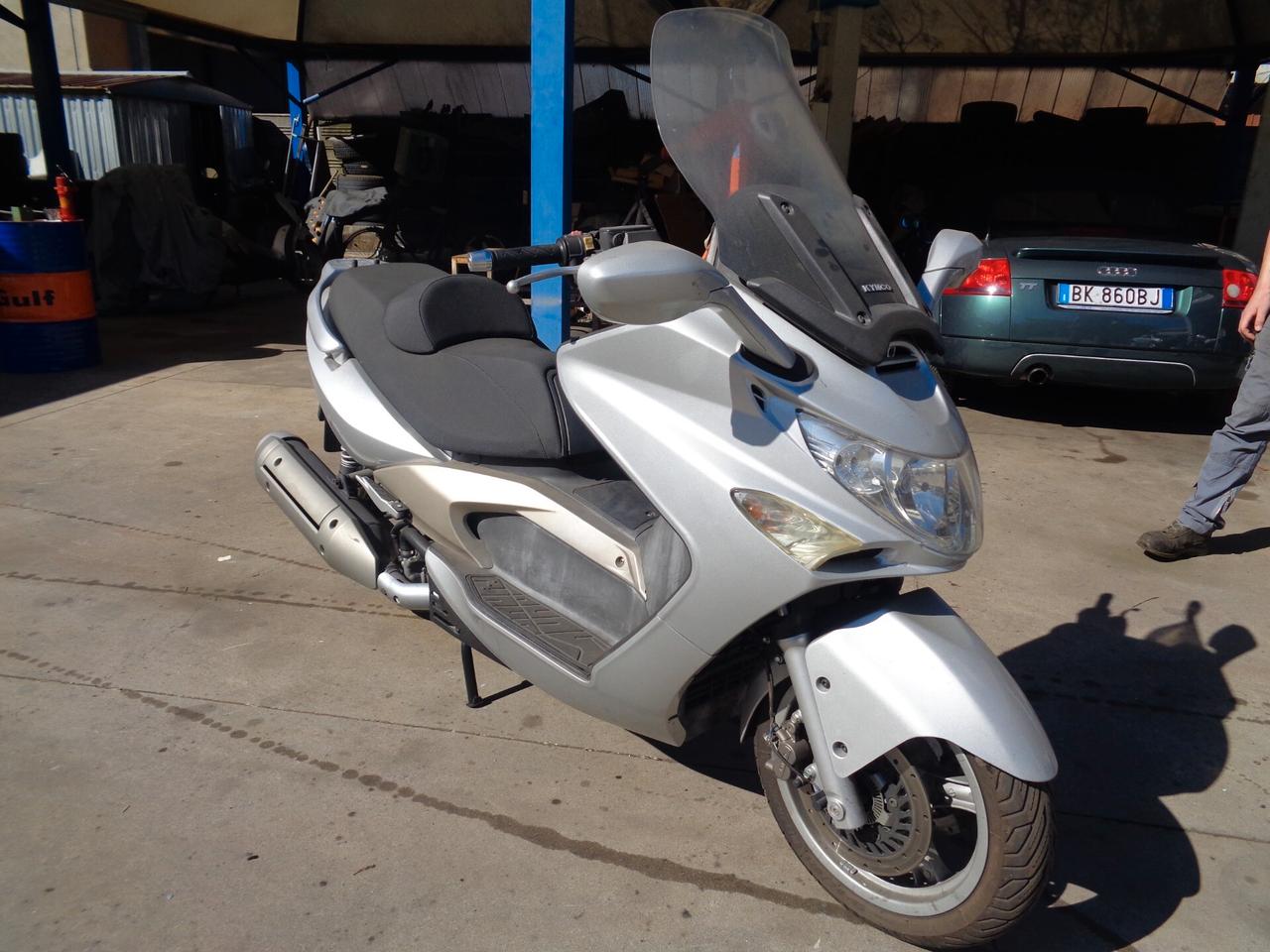 Kymco Xciting 500