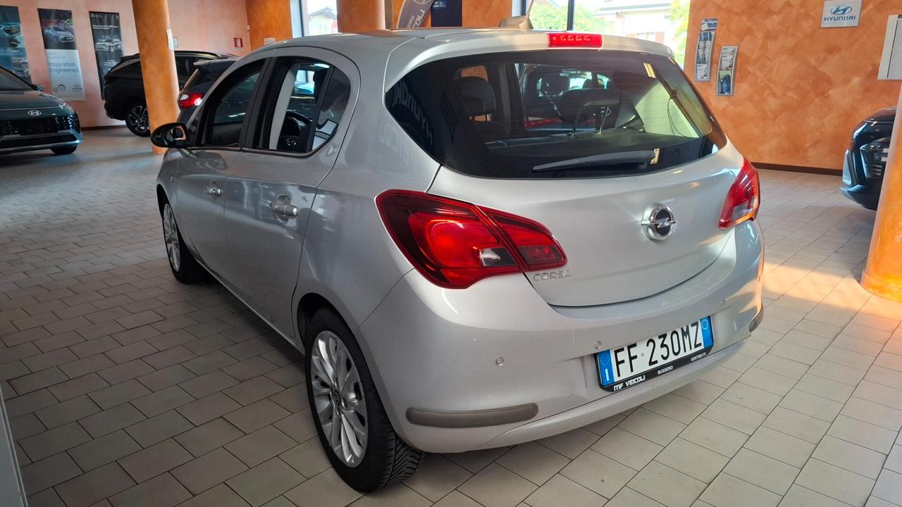 Opel Corsa 1.4 90CV 5 porte Cosmo