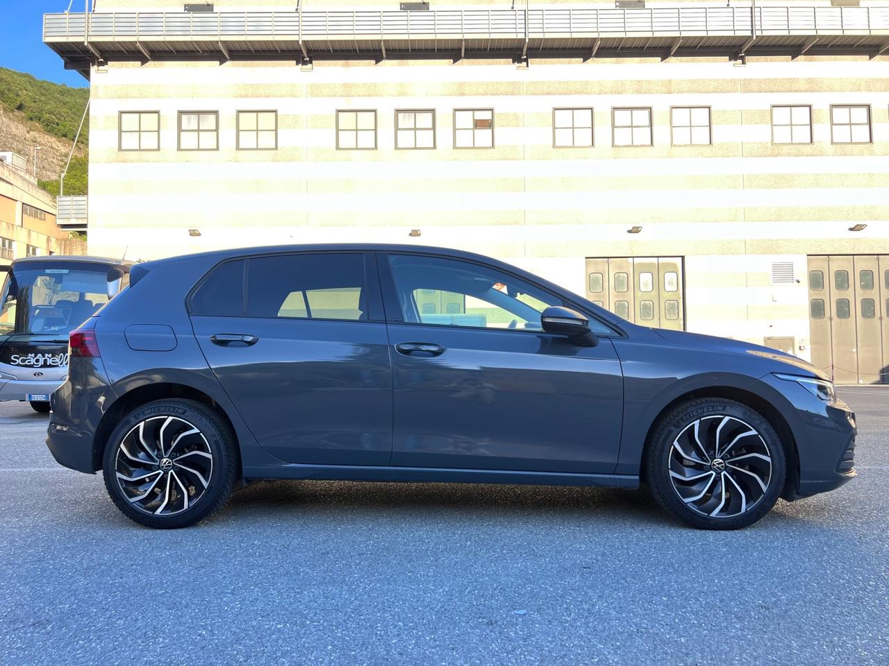 Volkswagen Golf 2.0 TDI DSG Style Unicoproprietario Perfetta