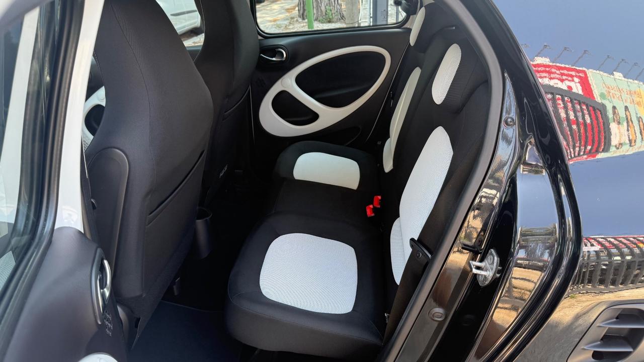 Smart ForFour 70 1.0 Passion