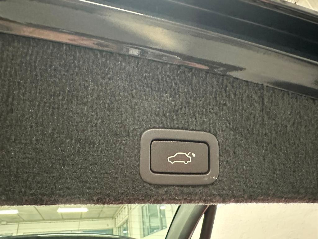 Volvo XC60 2.4 d4 Momentum awd 181cv geartronic