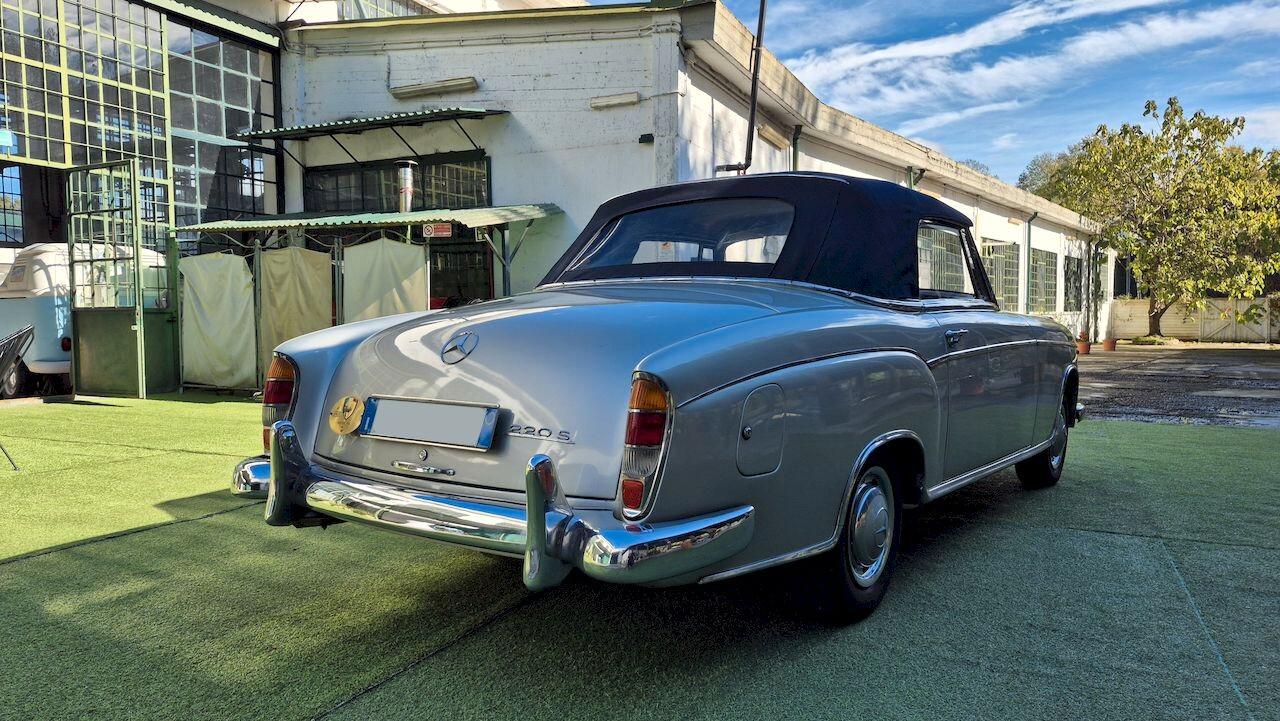 Mercedes-Benz 220 S Ponton Cabriolet W180 – 1957