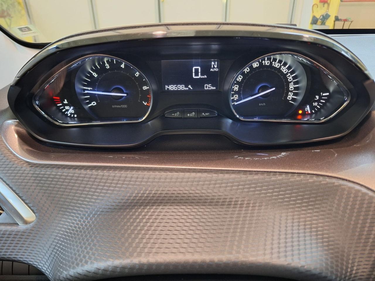 Peugeot 2008 1.6 VTi 120CV AUTOMATICA