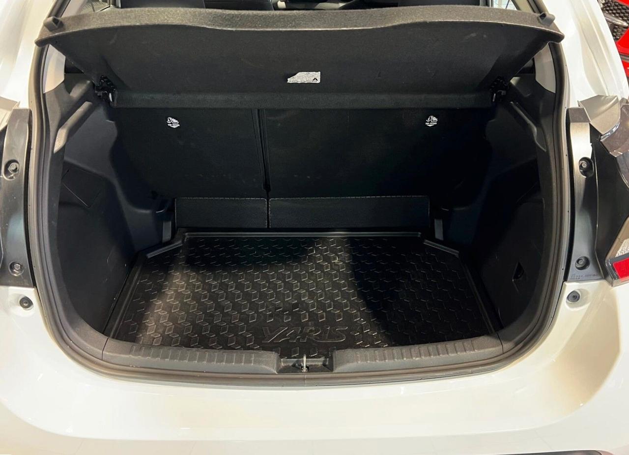 Toyota Yaris 1.5 Hybrid 5 porte Active