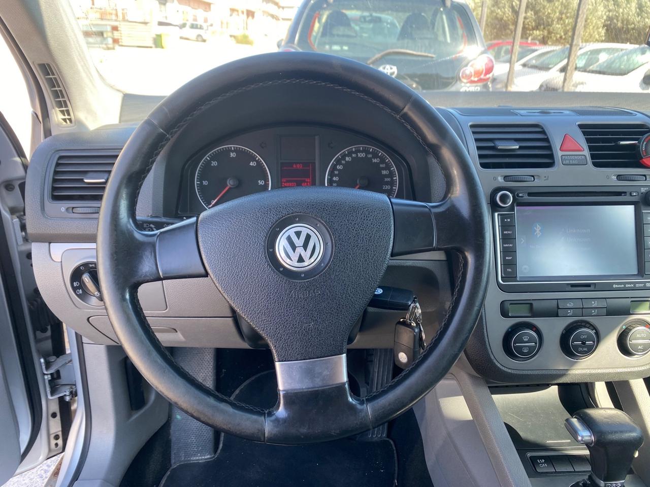 Volkswagen Golf 1.9 TDI DPF 5p. DSG Comfortline