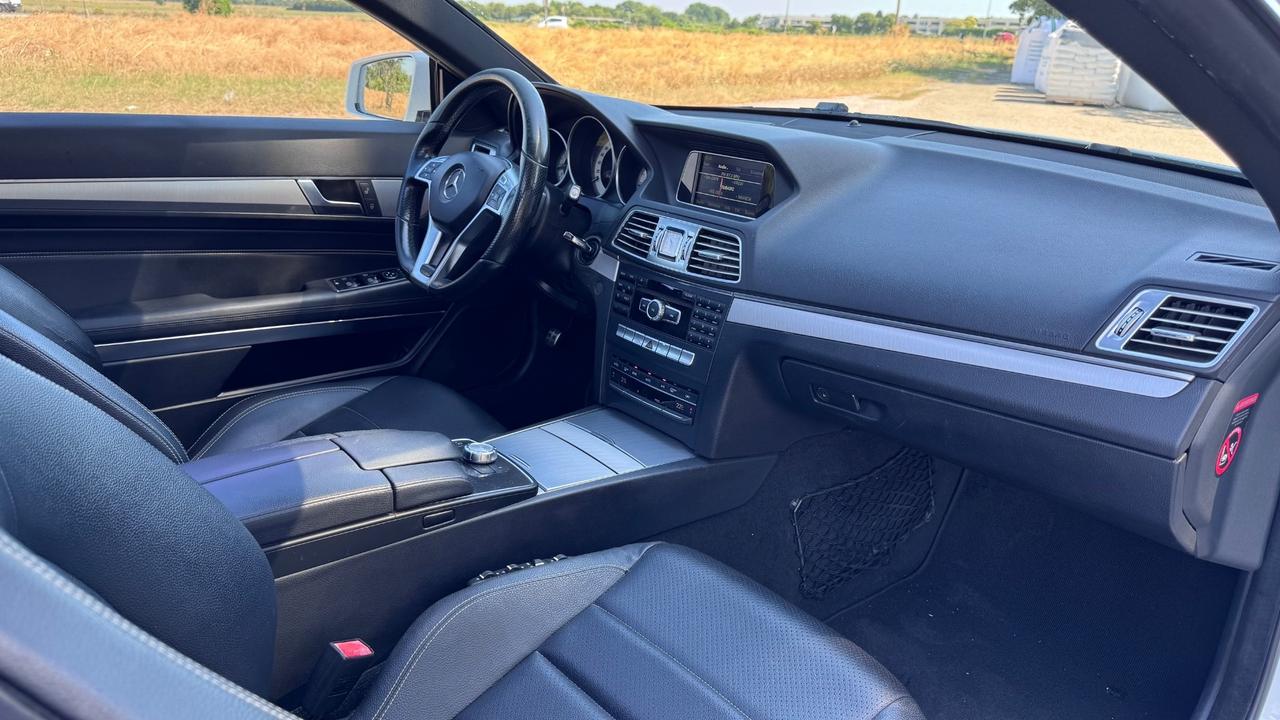 Mercedes-benz E 220 Coupé BlueTEC Premium