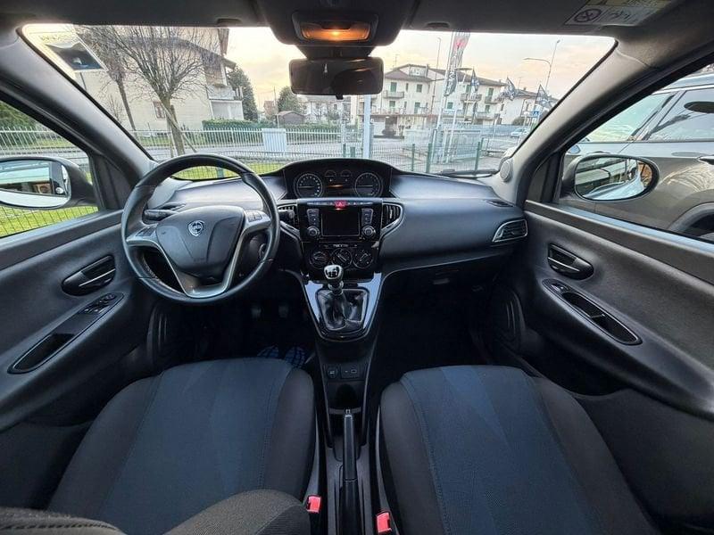 Lancia Ypsilon 0.9 Twinair 70cv metano Ecochic Gold