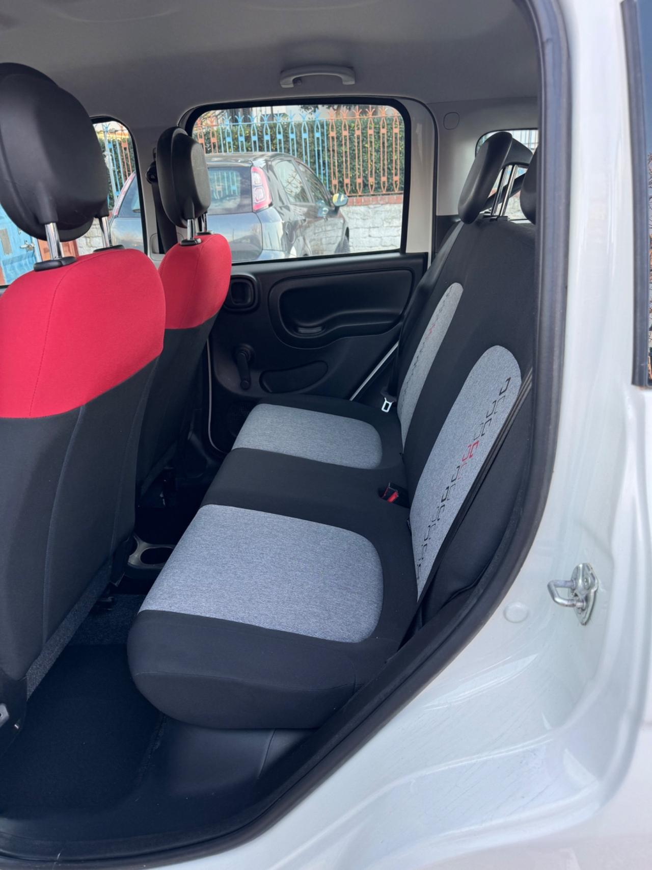 Fiat Panda 0.9 TwinAir Turbo Natural Power Lounge