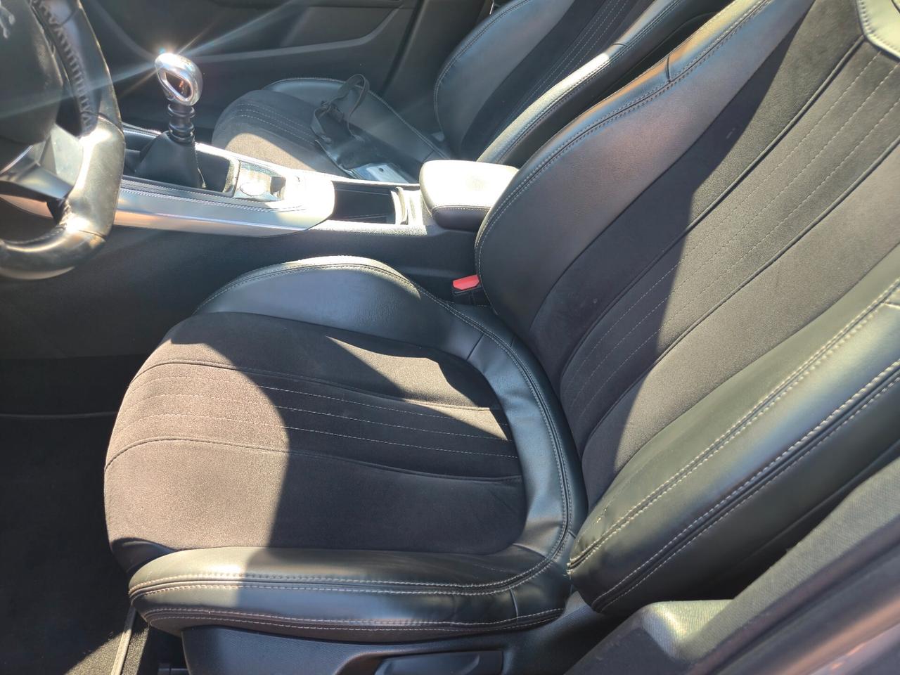 Peugeot 308 BlueHDi 150 S&S Business