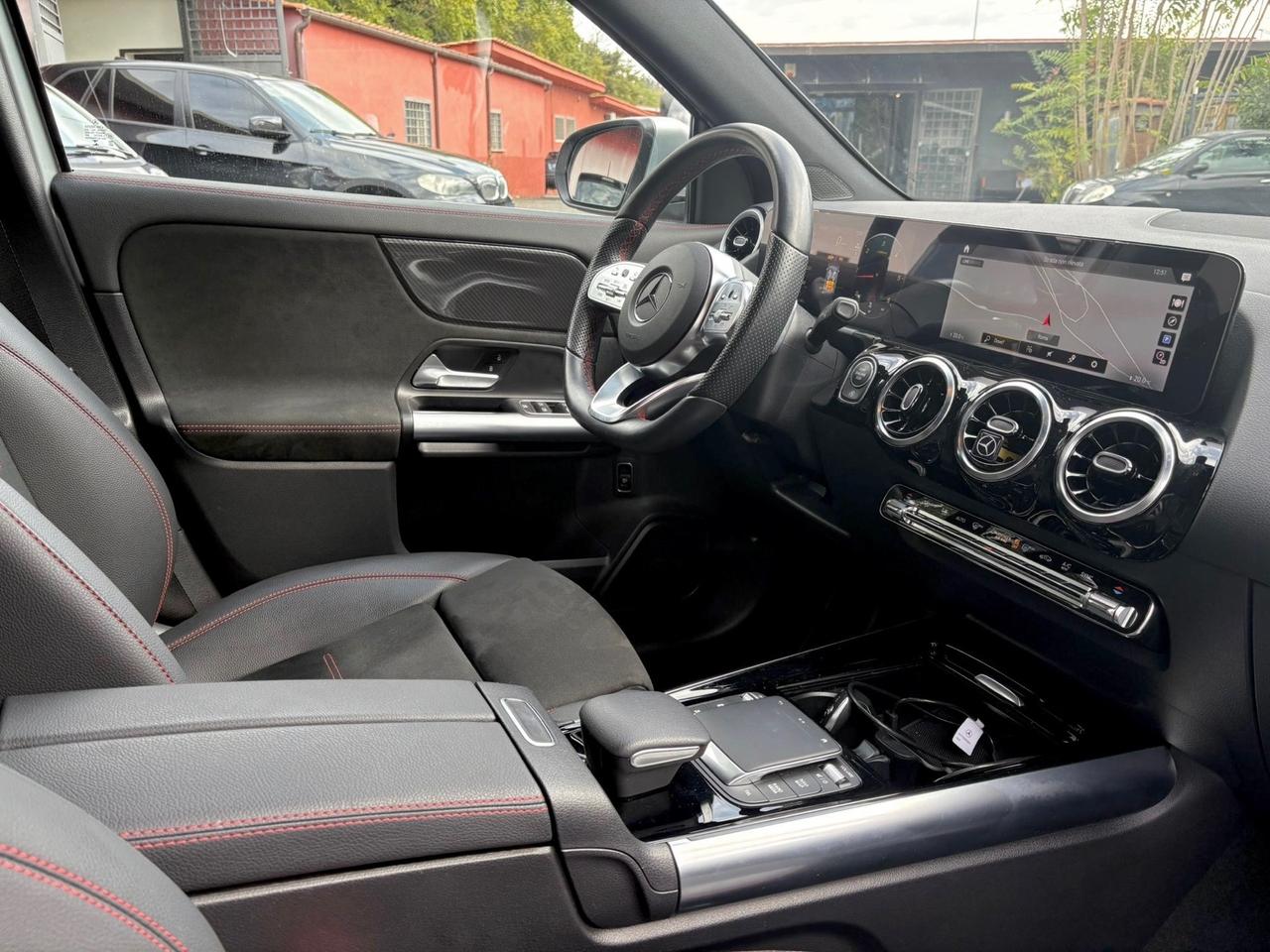 Mercedes-benz GLA 200 d Automatic Premium AMG Unipro Ufficiale Mercedes Permute Rate Garanzia