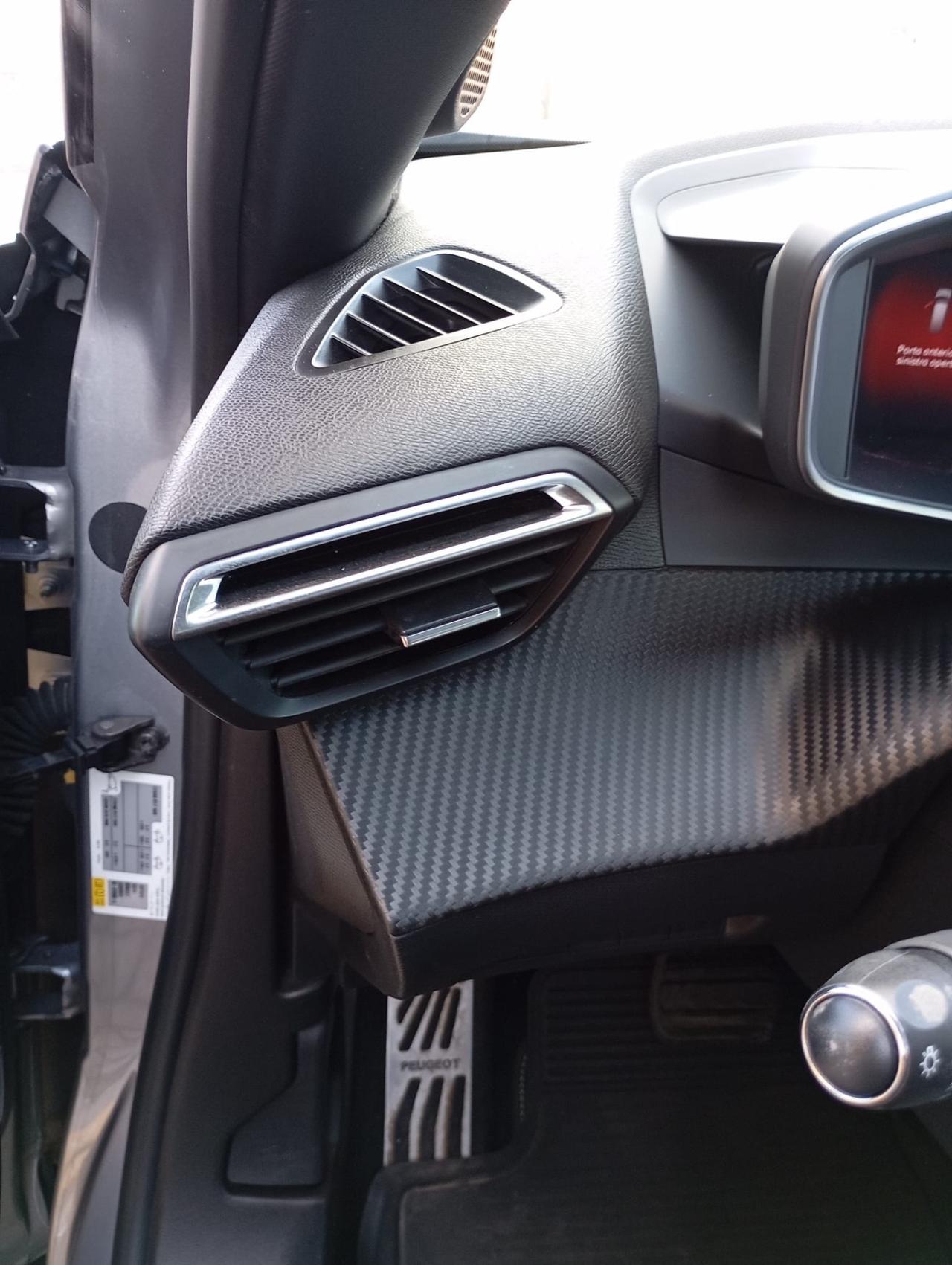 Peugeot 2008 PureTech 130 S&S EAT8 GT Line