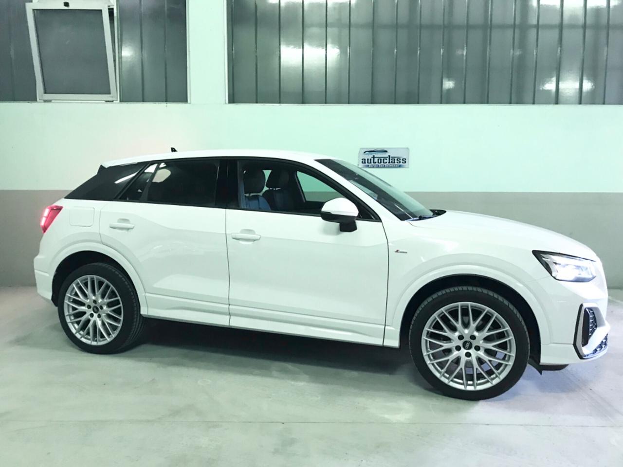Audi Q2 35 TDI S tronic line Edition