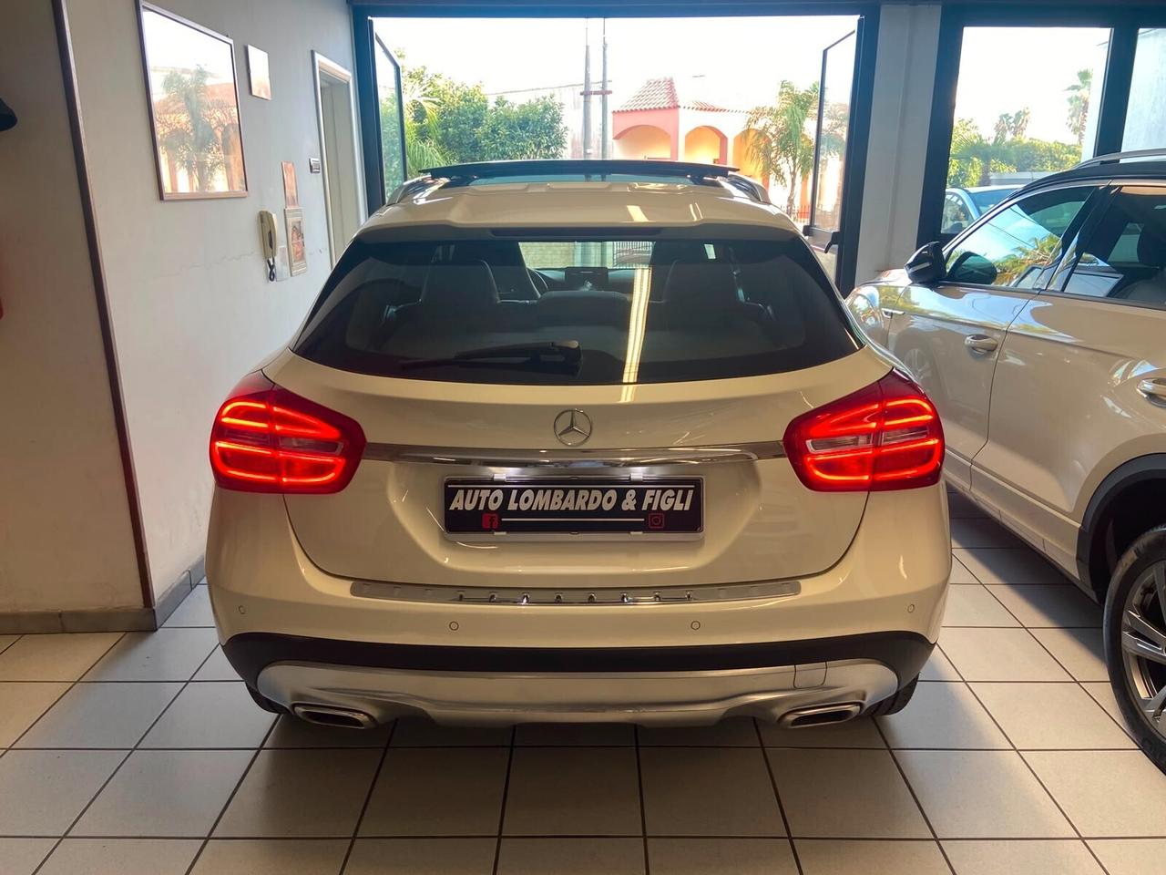 Mercedes-benz GLA 220 d Automatic Sport Tettuccio