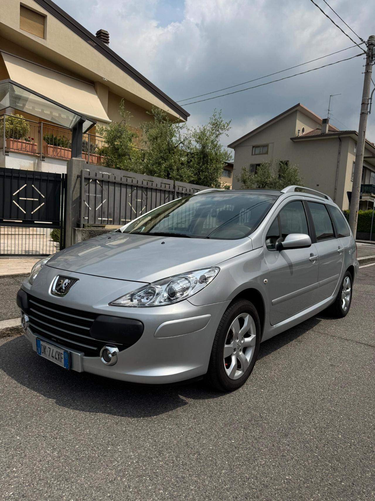 Peugeot 307 station wagon GPL OK NEOPATENTATI