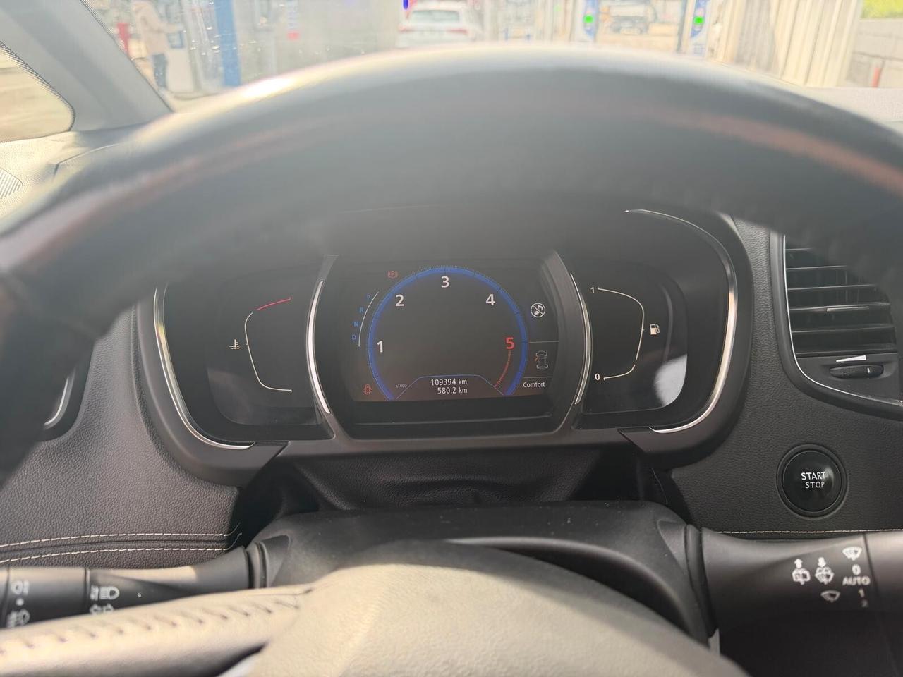 Renault Scenic DCI 8V 110CV EDC Energy Bose