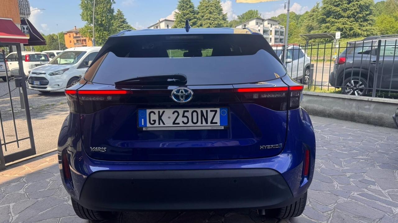 Toyota Yaris Cross 1.5 Hybrid 5p. E-CVT AWD-i Lounge