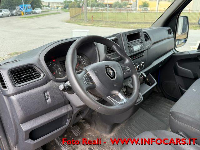 RENAULT Master T33 2.3 dCi 135 CV PASSO MEDIO
