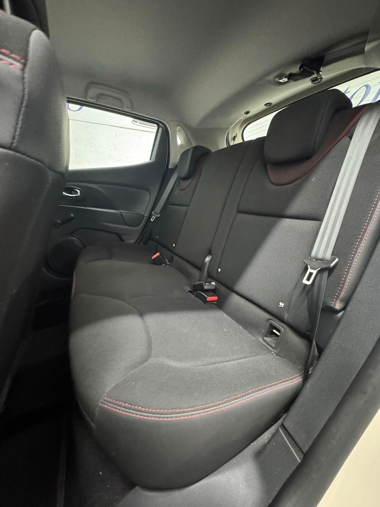 Renault Clio dCi 8V 75 CV Start&Stop 5 porte Energy Duel