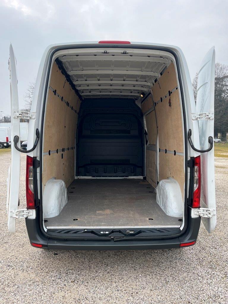 Mercedes Benz 311 Cdi Sprinter F39/33