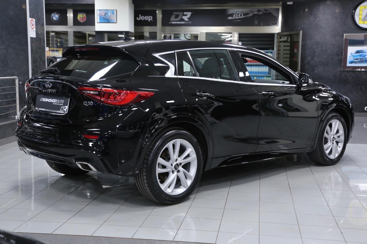 Infiniti Q30 1.5 diesel Premium Tech
