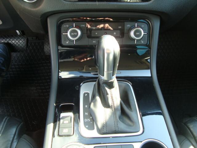 Volkswagen Touareg 3.0 TDI 262 CV tip. BlueMotion Technology Executive