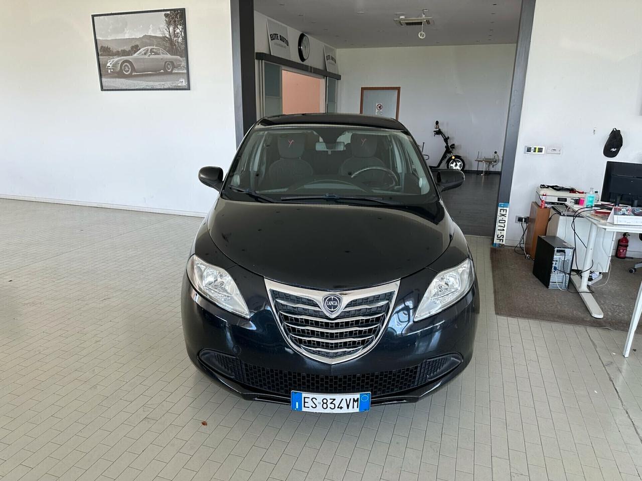 Lancia Ypsilon 1.2 69 CV 5 porte GPL Ecochic Gold
