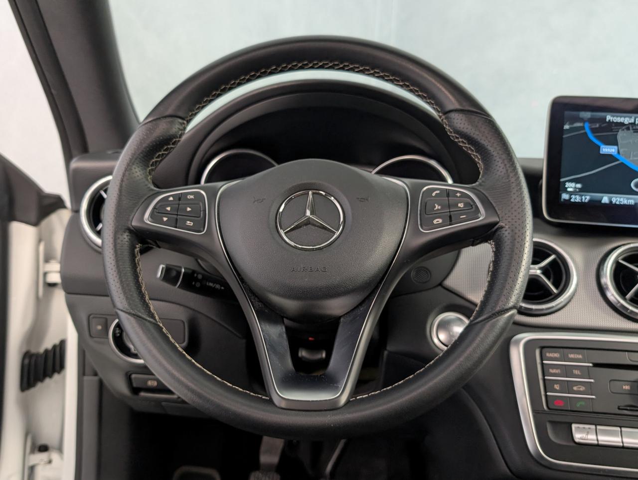 Mercedes-Benz CLA 180 180 Sport