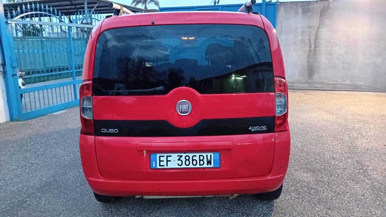 Fiat qubo 5P-1.4 metano emoticon-12/2010