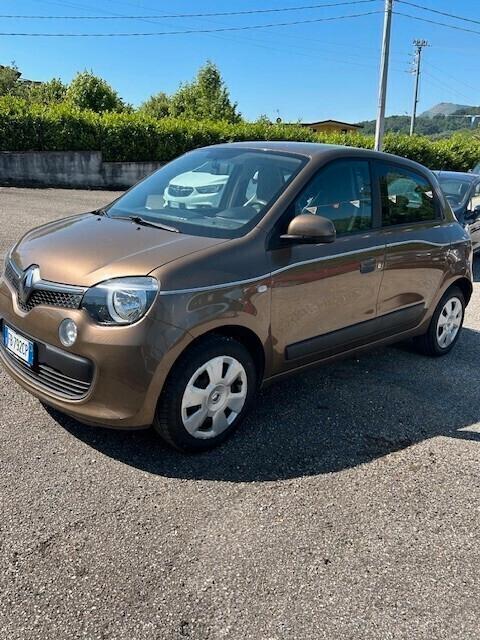 Renault Twingo SCe 999 2015 – Compatta, elegante e comoda