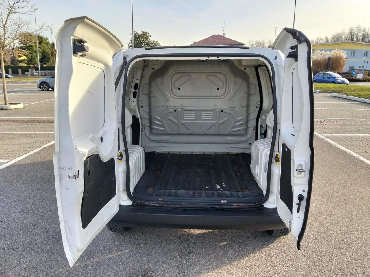 Fiat Fiorino 1.3 Mjt 75Cv*Neopatentati*4Porte*Tagliandi