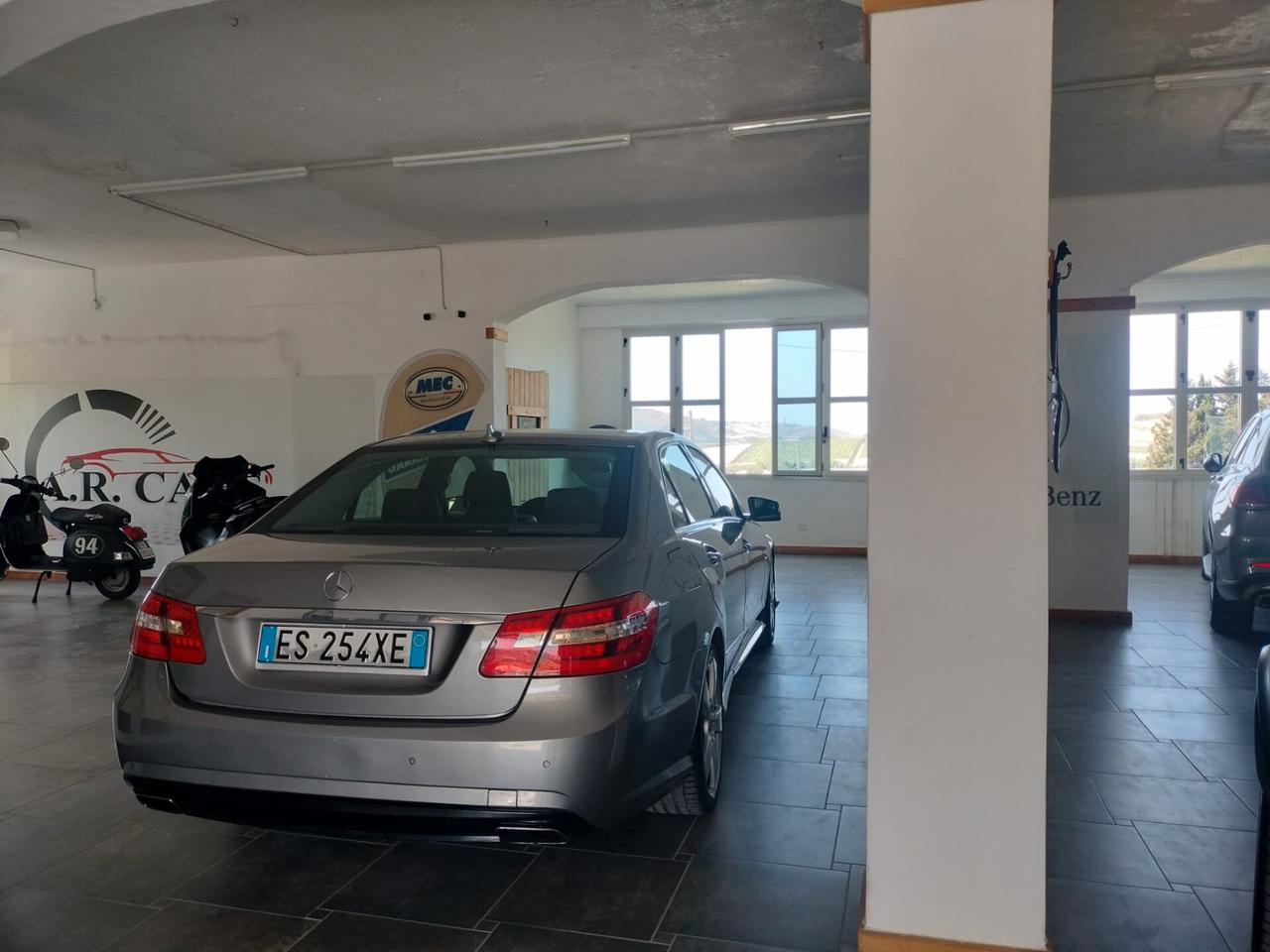 Mercedes-benz E 220 CDI Premium