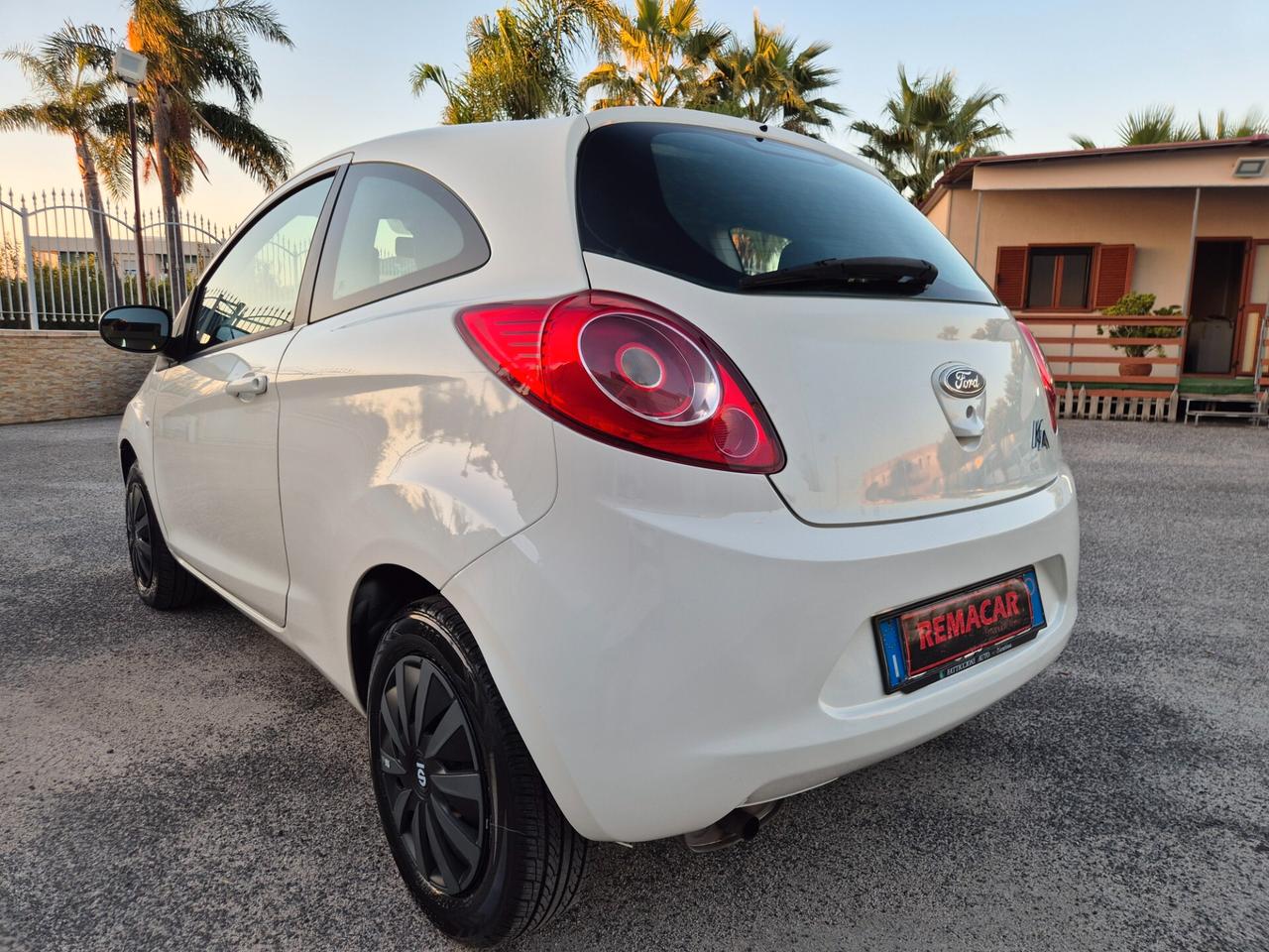 Ford KA 1.2 Titanium NUOVA FULL