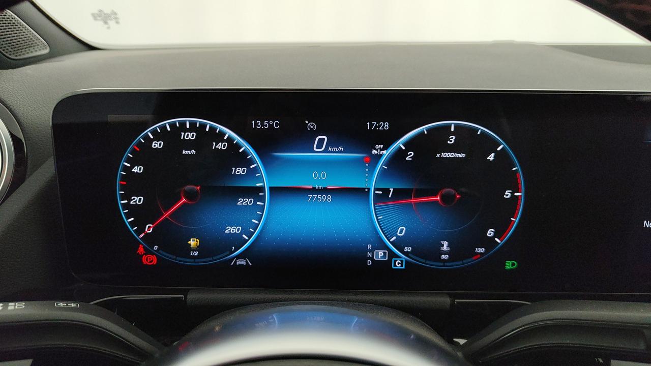 Mercedes-Benz GLA 200 d Premium 4matic auto