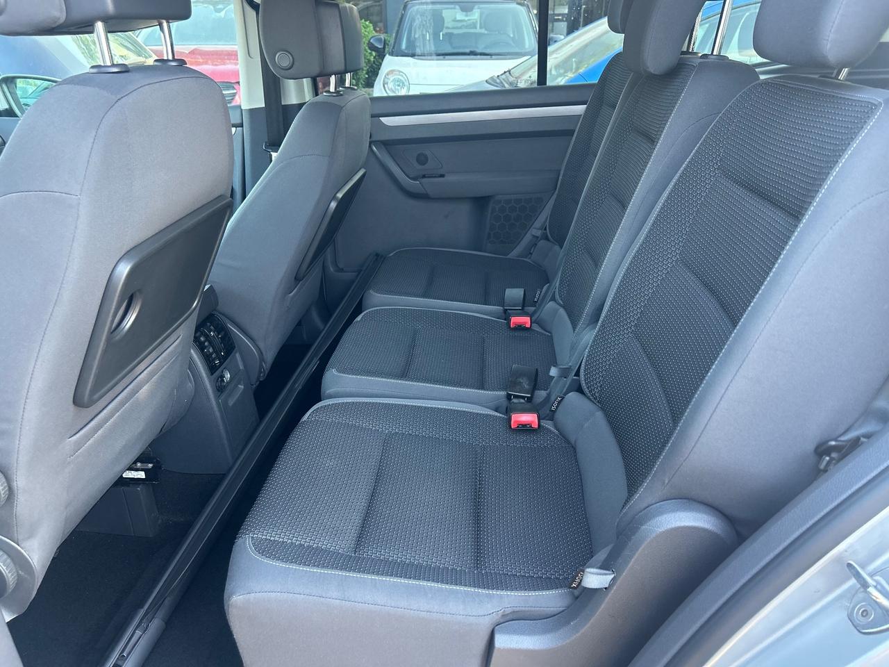 Volkswagen Touran 1.6 TDI *7 POSTI*Comfortline
