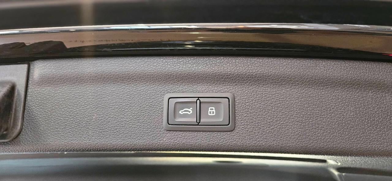 Audi Q3 40 TDI 200cv quattro S Tronic Advanced Audi ITALIA
