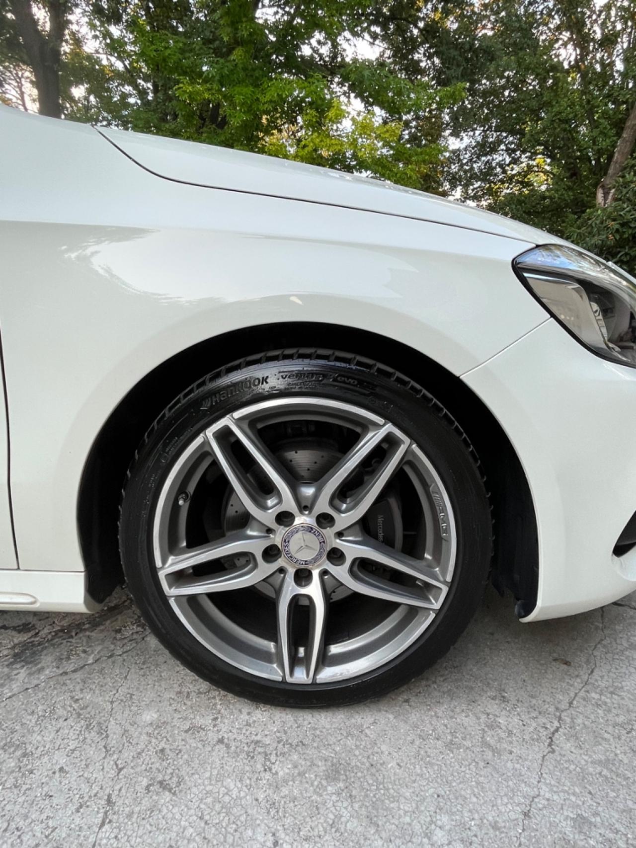 Mercedes-benz A 180 d Automatic Premium AMG TAGLIANDI CERT.