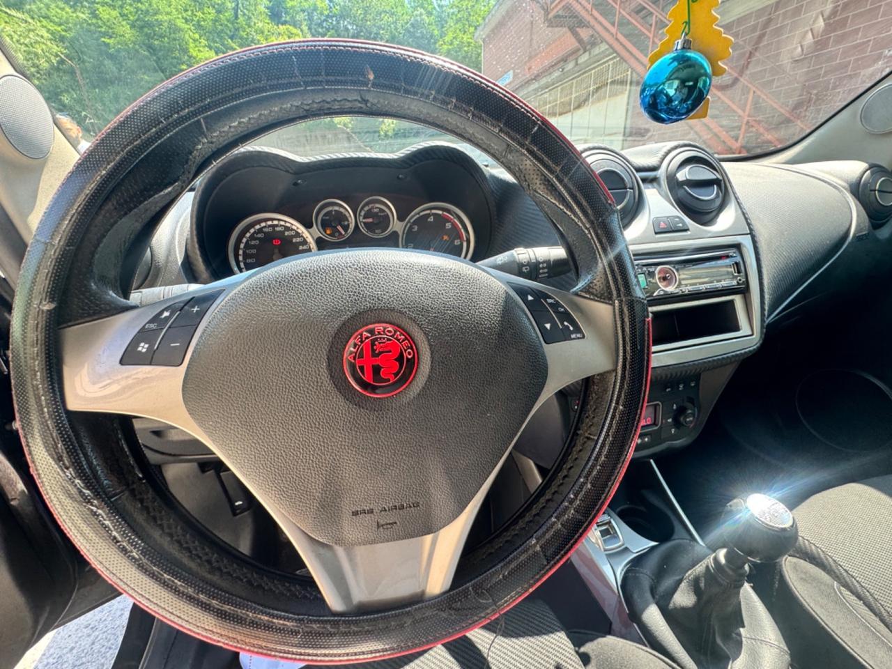 Alfa Romeo MiTo 1.6 JTDm 16V Distinctive Sport Pack 2009