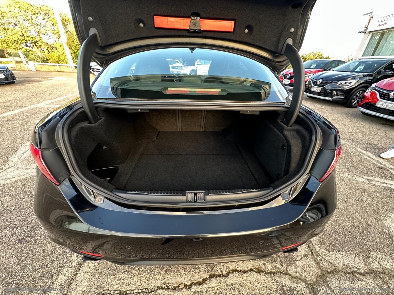 ALFA ROMEO Giulia 2.2 TD 210 CV AT8 AWD Q4 Veloce