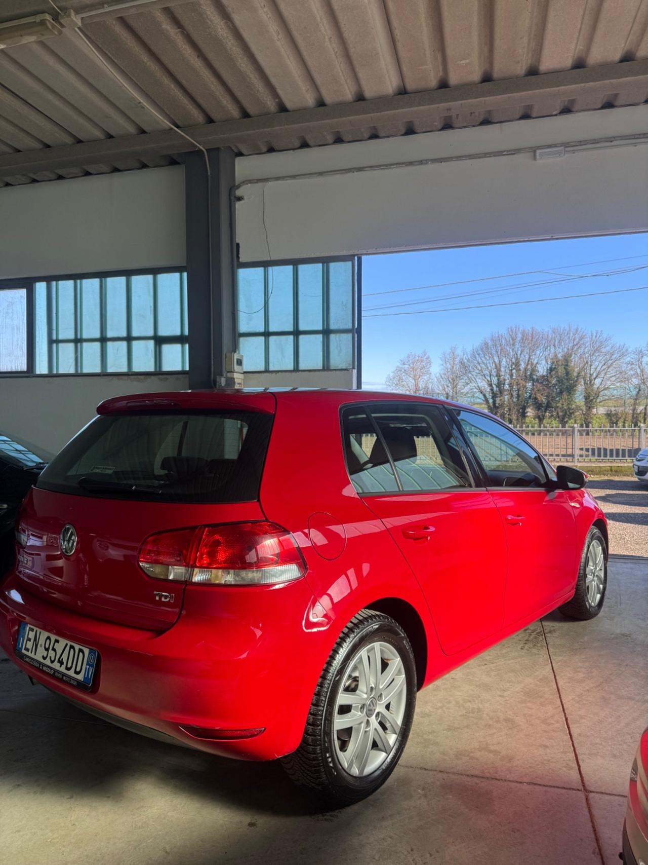 Volkswagen Golf 1.6 TDI DPF 5p. Highline