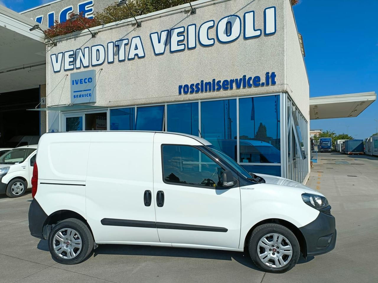 FIAT DOBLO CARGO 1.6 MJT SX 3 POSTI FURGONE 105 CV EURO 6D