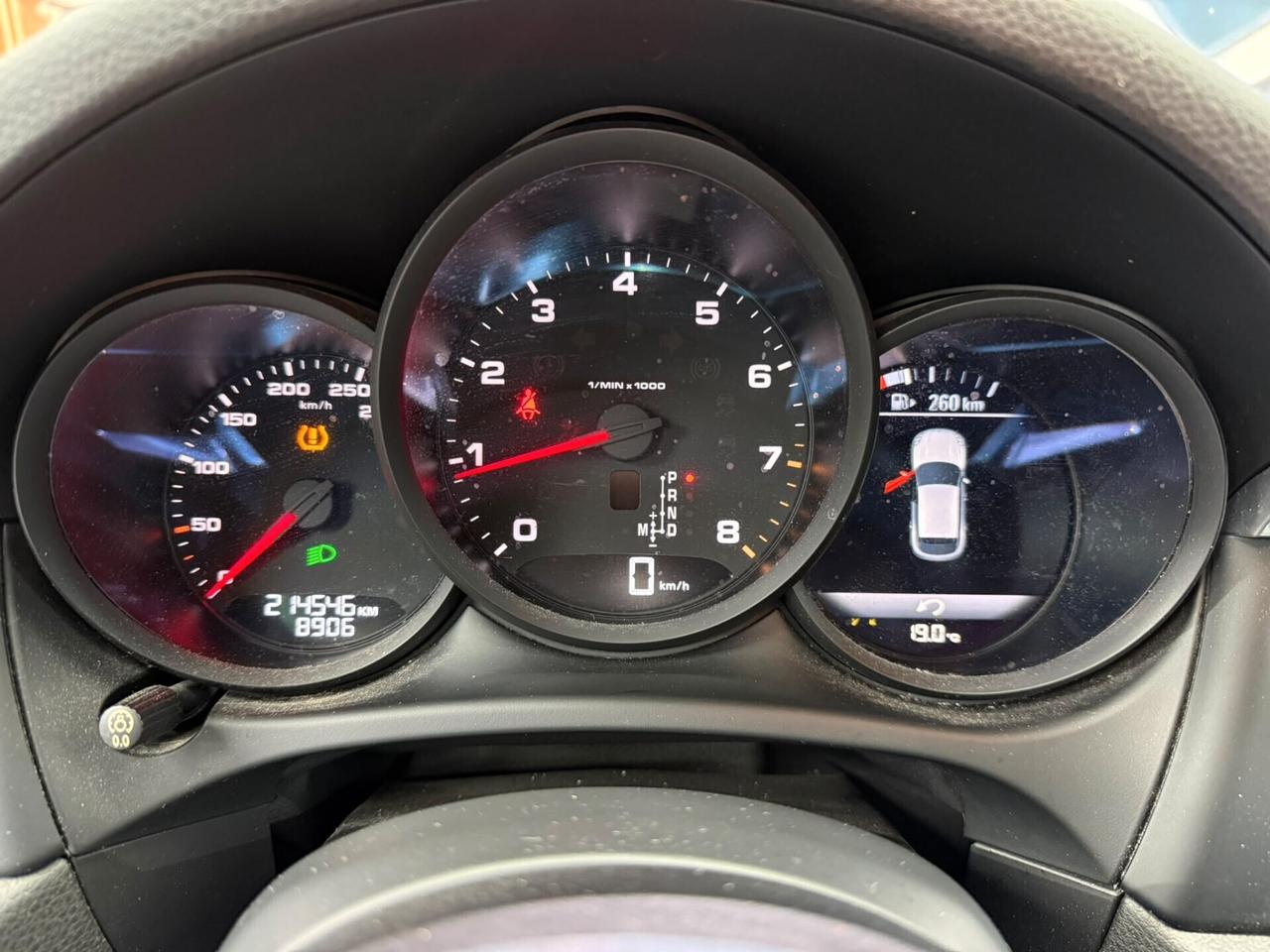 Porsche Macan 2.0 (642)
