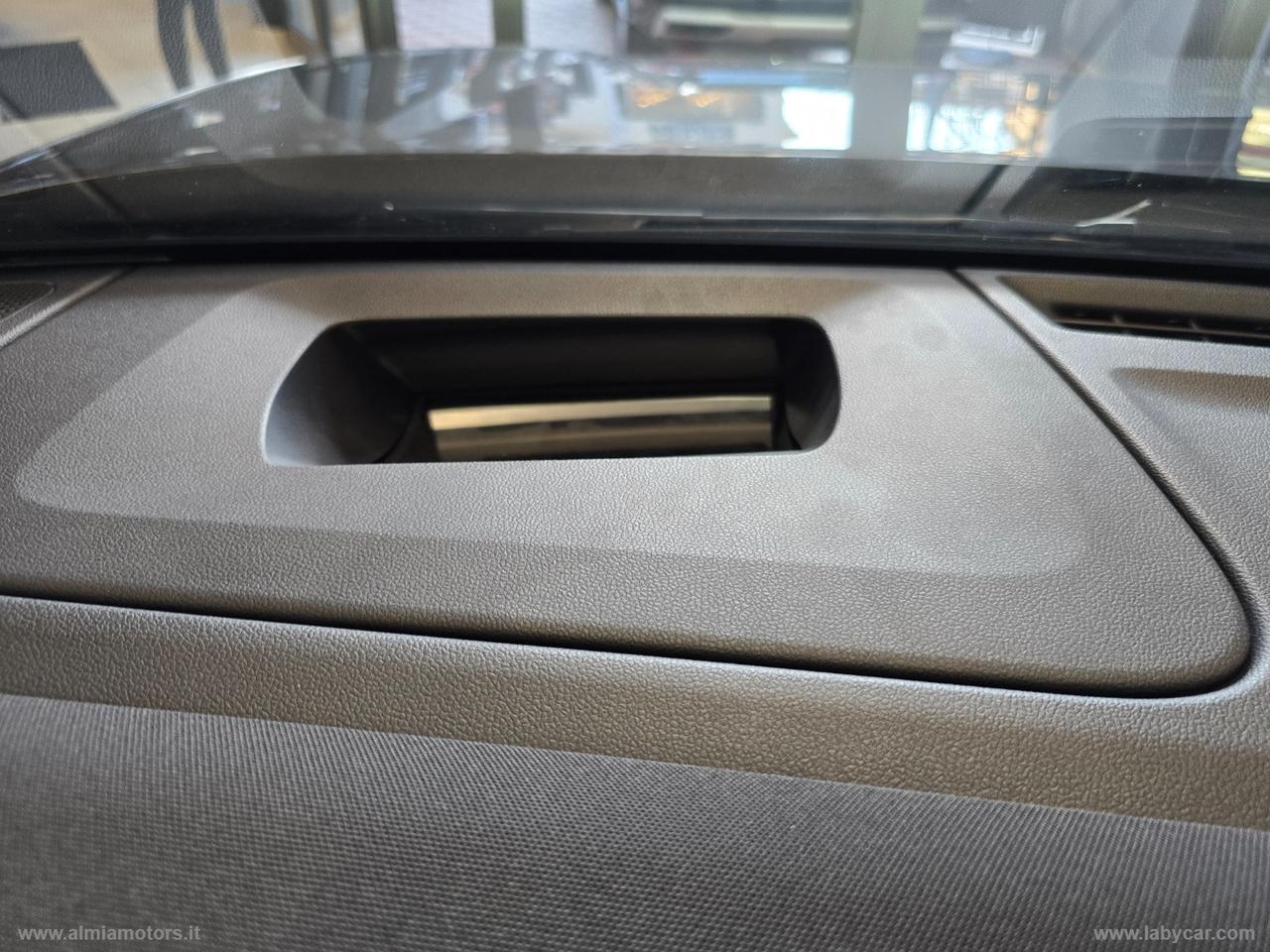 FORD Explorer-E Ext. Range Exp. Prem. 286 CV